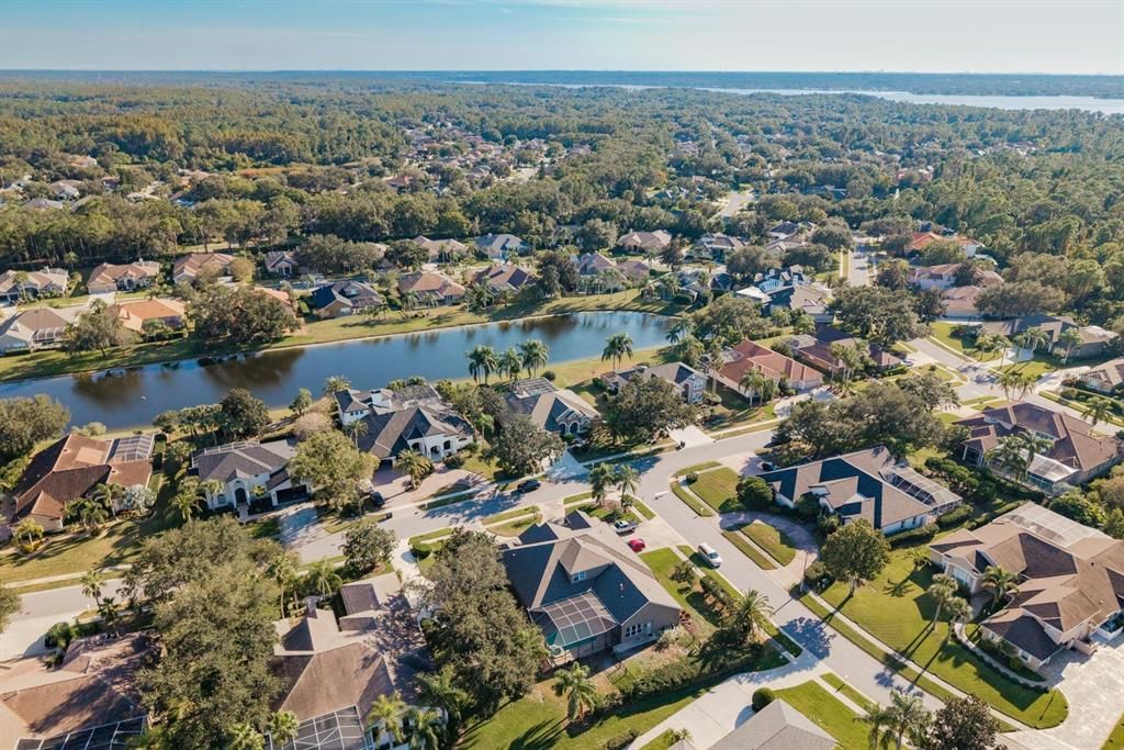 En Venta: $925,000 (4 camas, 3 baños, 3059 Pies cuadrados)