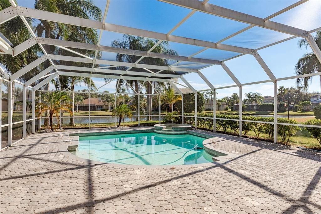 En Venta: $925,000 (4 camas, 3 baños, 3059 Pies cuadrados)