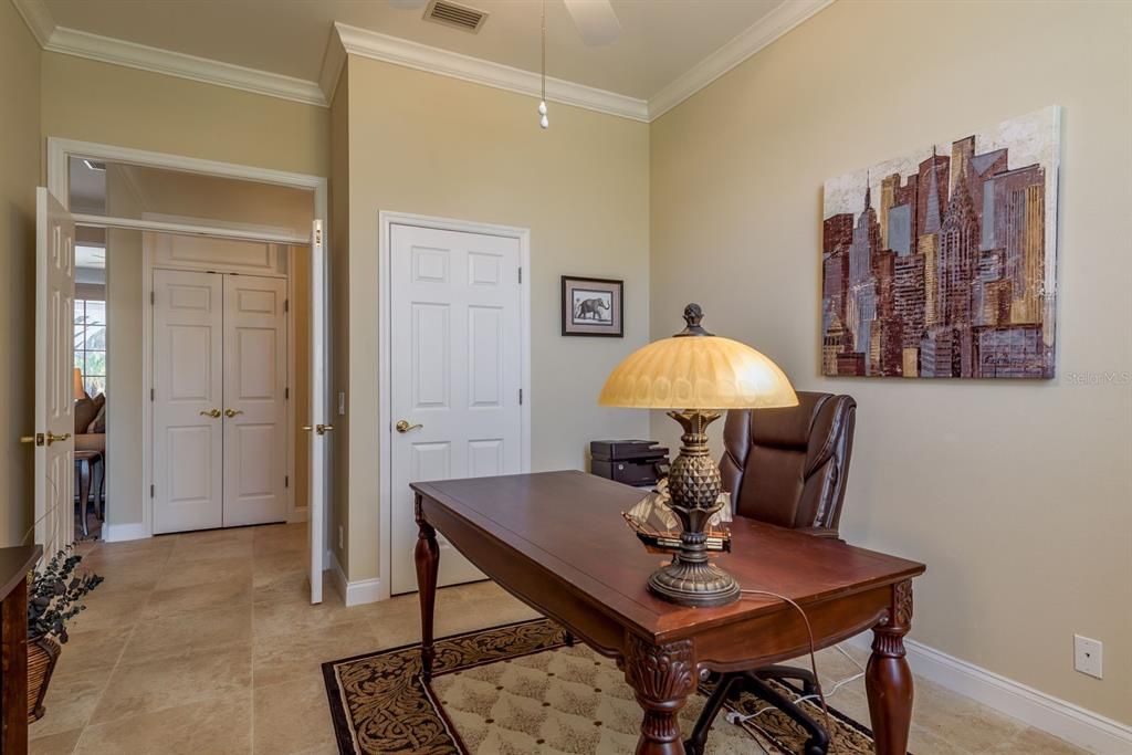 En Venta: $925,000 (4 camas, 3 baños, 3059 Pies cuadrados)