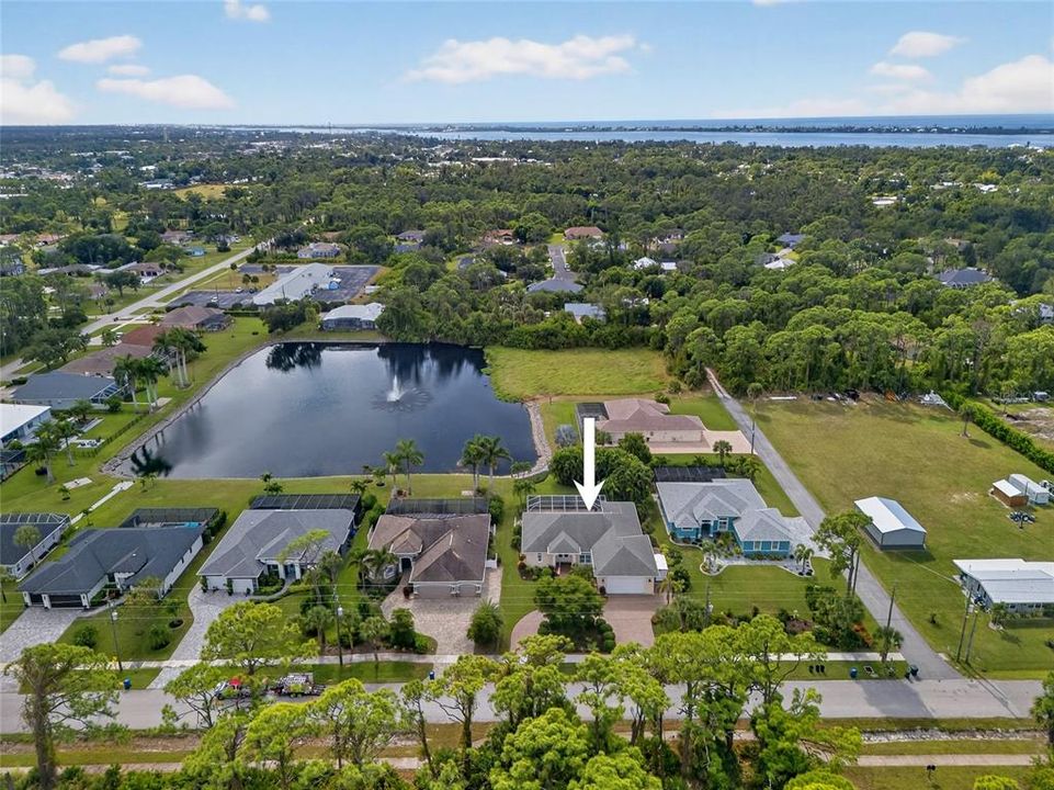 Active With Contract: $599,000 (3 beds, 2 baths, 1947 Square Feet)