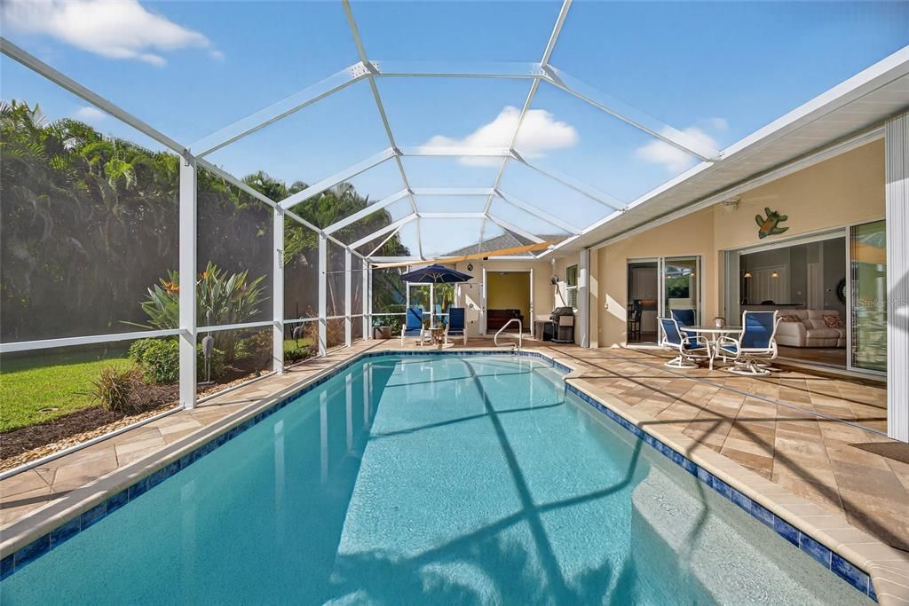 Active With Contract: $599,000 (3 beds, 2 baths, 1947 Square Feet)