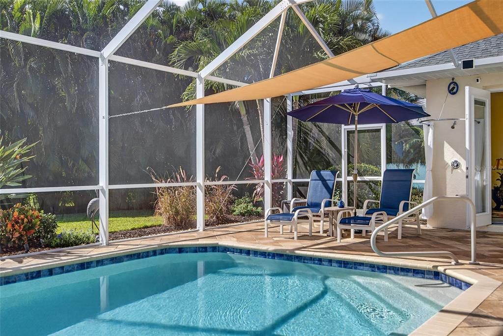 Active With Contract: $599,000 (3 beds, 2 baths, 1947 Square Feet)