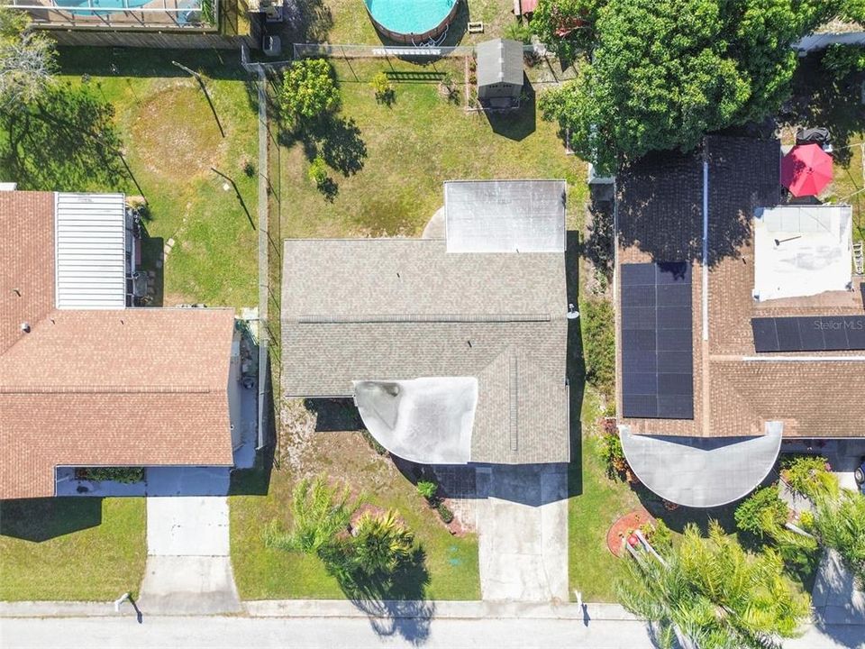 Active With Contract: $249,900 (2 beds, 2 baths, 936 Square Feet)