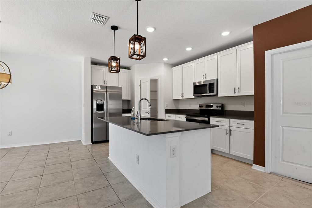 Active With Contract: $349,000 (4 beds, 2 baths, 1870 Square Feet)