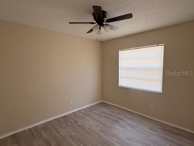 For Rent: $1,895 (3 beds, 2 baths, 1428 Square Feet)