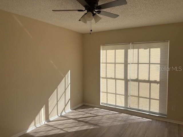 For Rent: $1,895 (3 beds, 2 baths, 1428 Square Feet)