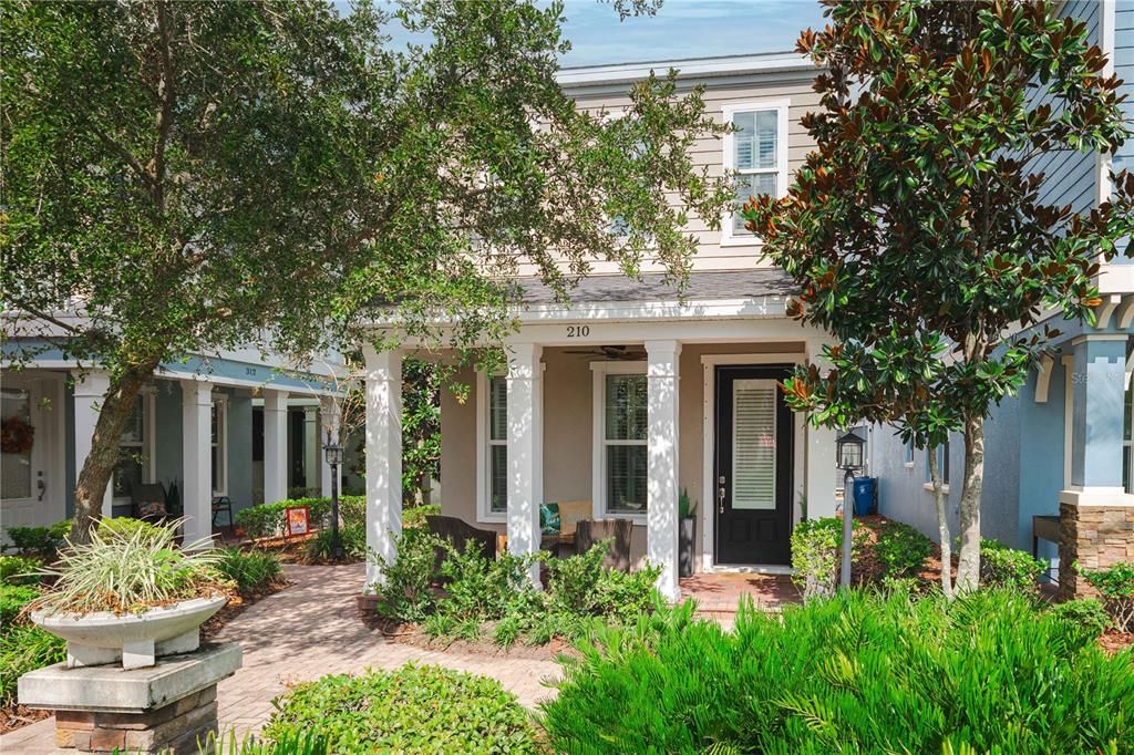 合同活跃: $2,800 (3 贝兹, 2 浴室, 1288 平方英尺)