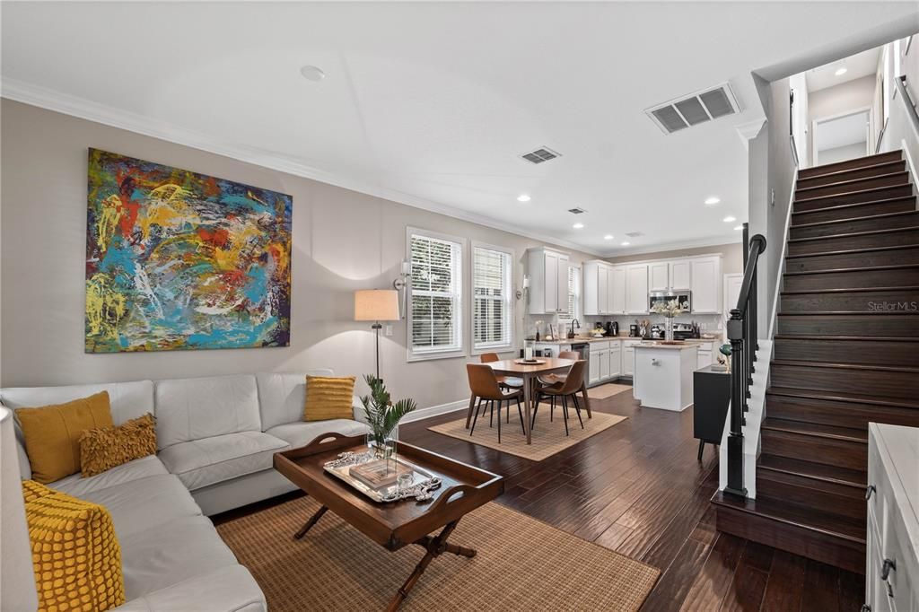 合同活跃: $2,800 (3 贝兹, 2 浴室, 1288 平方英尺)