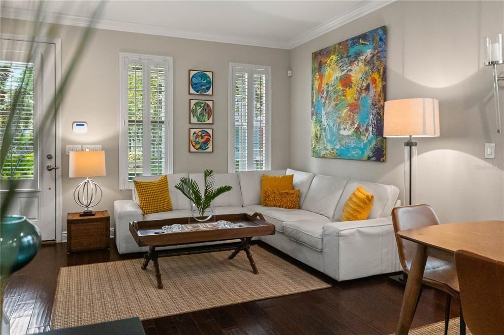 合同活跃: $2,800 (3 贝兹, 2 浴室, 1288 平方英尺)