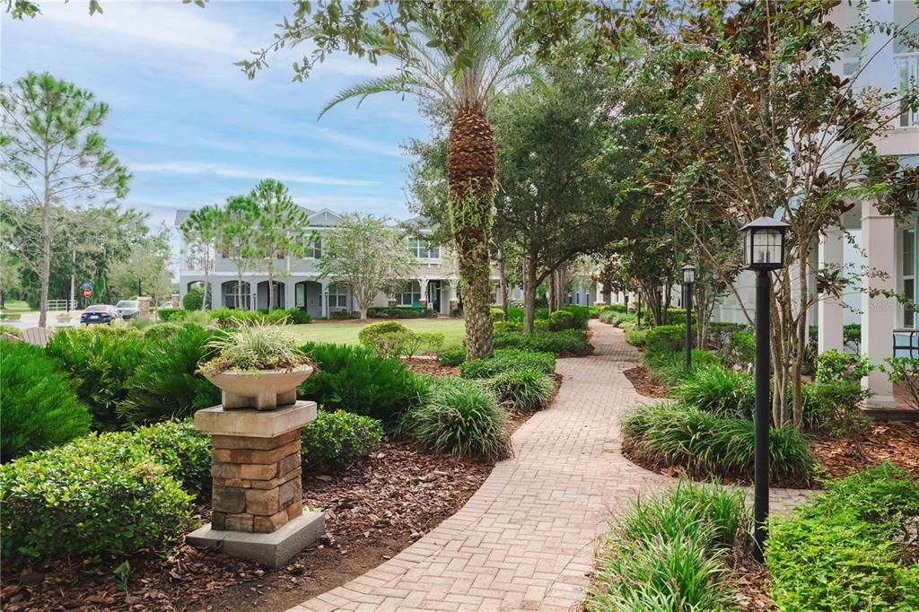 合同活跃: $2,800 (3 贝兹, 2 浴室, 1288 平方英尺)