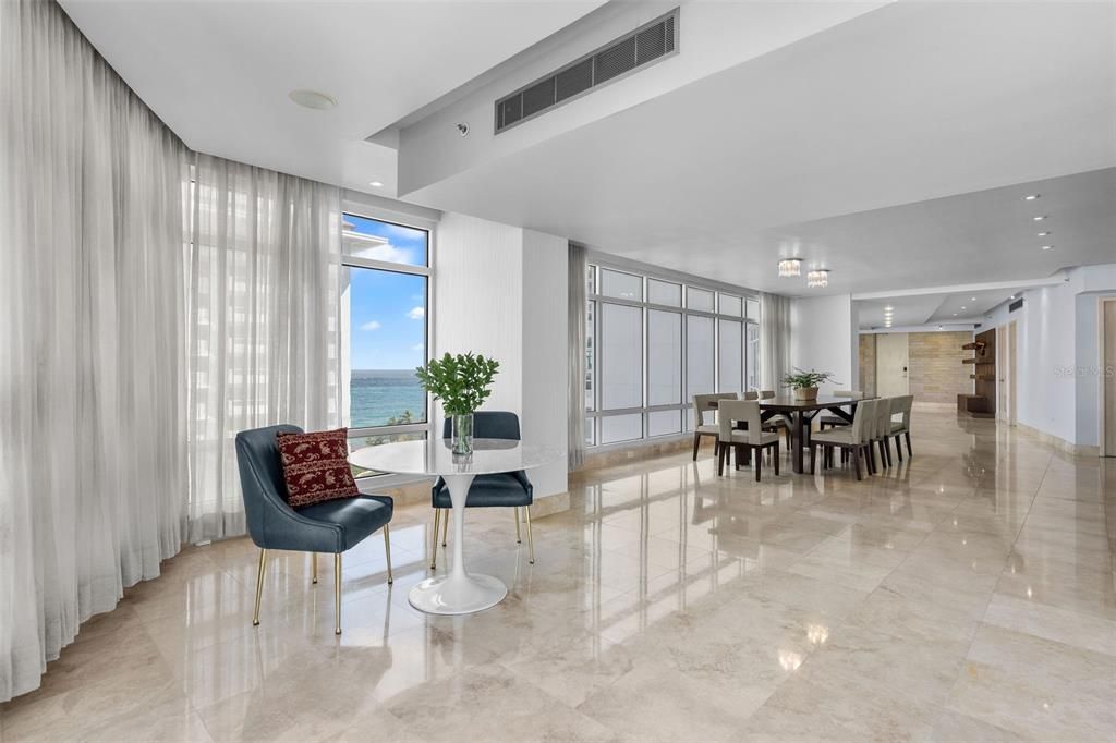 На продажу: $3,045,000 (2 спален, 2 ванн, 3291 Квадратных фут)