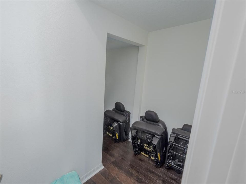 合同活跃: $525,000 (4 贝兹, 2 浴室, 3026 平方英尺)