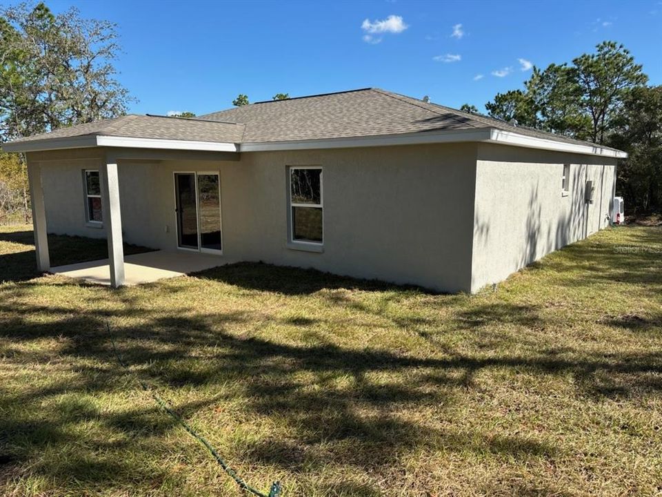 Active With Contract: $239,900 (3 beds, 2 baths, 1405 Square Feet)