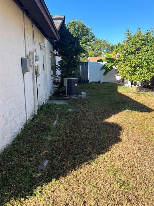 合同活跃: $360,000 (3 贝兹, 2 浴室, 1555 平方英尺)