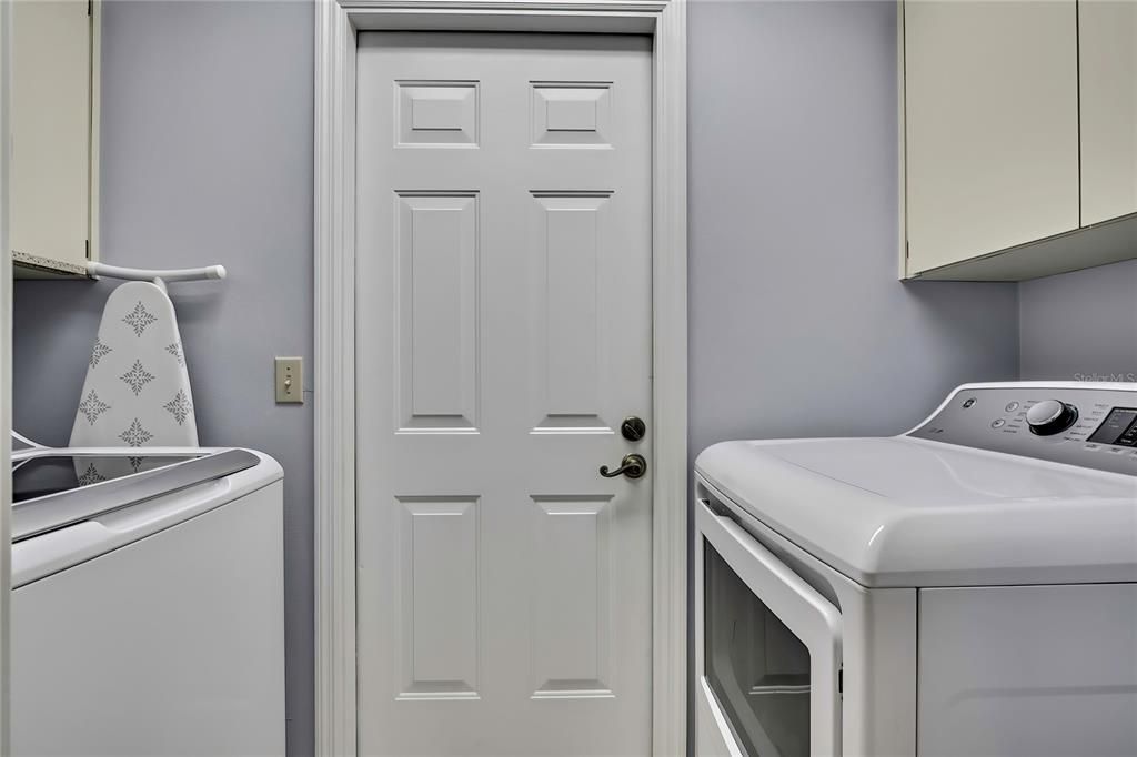 На продажу: $290,000 (3 спален, 2 ванн, 1777 Квадратных фут)