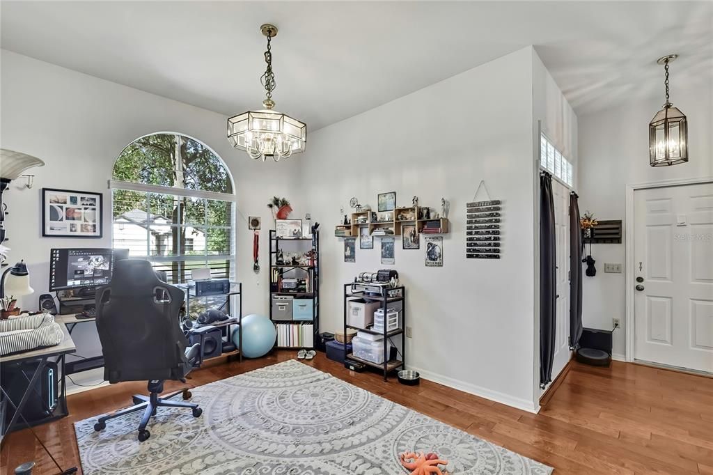 На продажу: $290,000 (3 спален, 2 ванн, 1777 Квадратных фут)