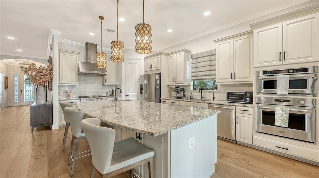 For Rent: $7,500 (3 beds, 3 baths, 2358 Square Feet)