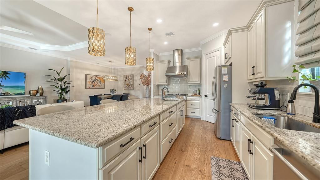 For Rent: $7,500 (3 beds, 3 baths, 2358 Square Feet)