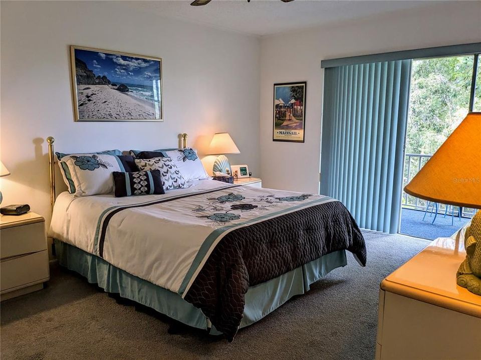 Active With Contract: $74,900 (2 beds, 1 baths, 960 Square Feet)