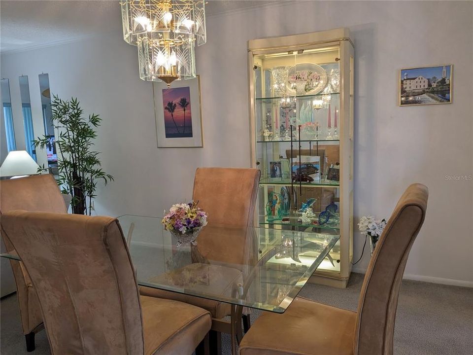 Active With Contract: $74,900 (2 beds, 1 baths, 960 Square Feet)