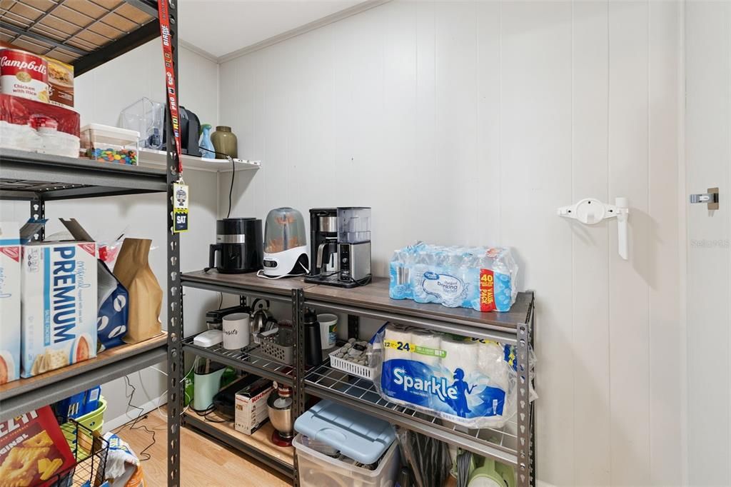 For Sale: $275,000 (3 beds, 1 baths, 1612 Square Feet)