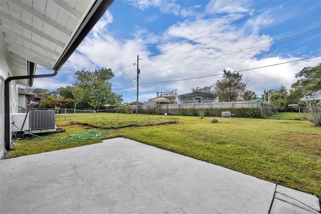 合同活跃: $349,900 (3 贝兹, 2 浴室, 1112 平方英尺)