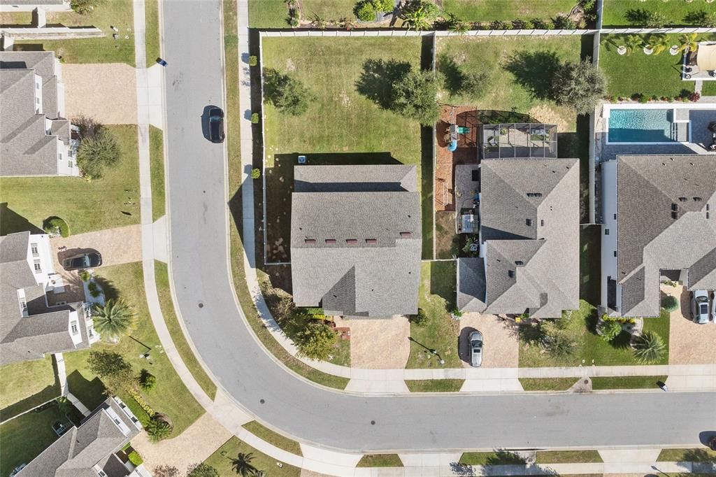 待售: $690,000 (6 贝兹, 4 浴室, 4368 平方英尺)