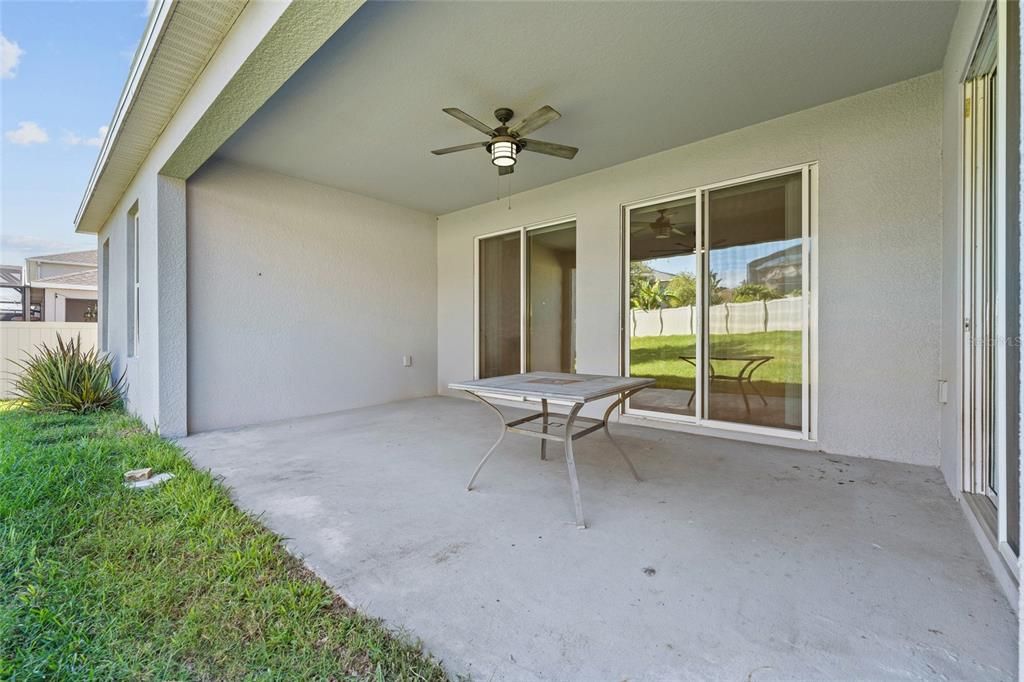 待售: $690,000 (6 贝兹, 4 浴室, 4368 平方英尺)