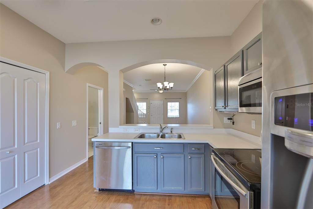 For Rent: $1,650 (2 beds, 2 baths, 1152 Square Feet)