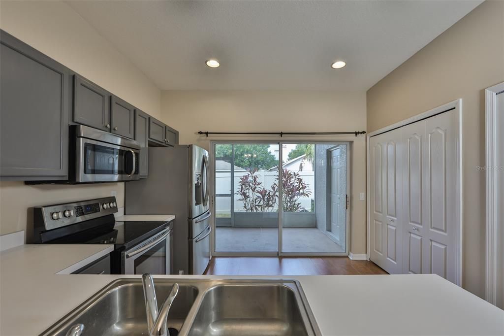 For Rent: $1,650 (2 beds, 2 baths, 1152 Square Feet)
