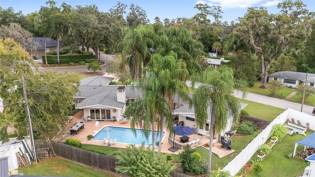 En Venta: $849,000 (4 camas, 3 baños, 3018 Pies cuadrados)