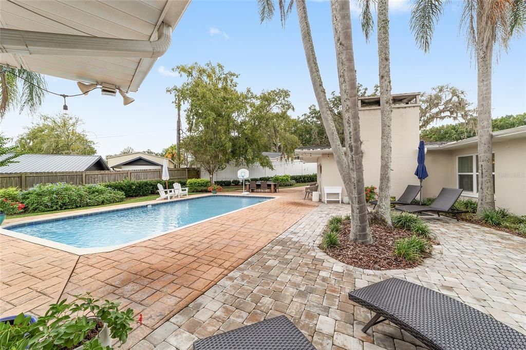 En Venta: $849,000 (4 camas, 3 baños, 3018 Pies cuadrados)