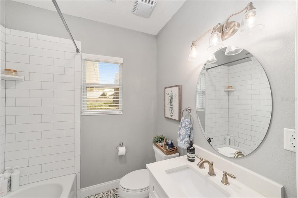 En Venta: $849,000 (4 camas, 3 baños, 3018 Pies cuadrados)