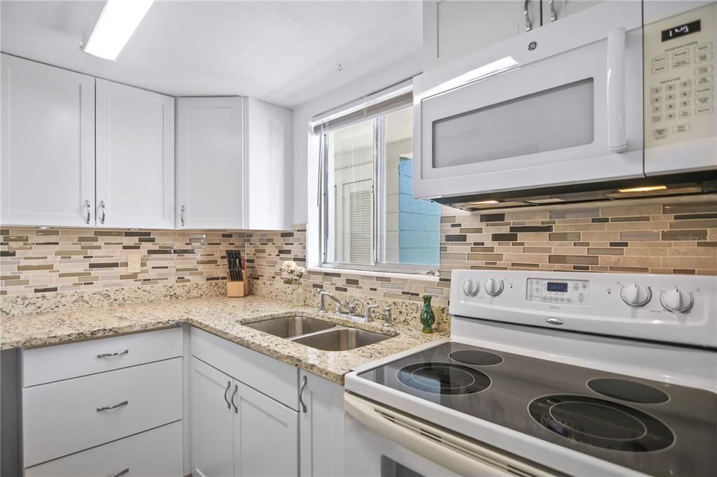 En Venta: $124,950 (2 camas, 2 baños, 840 Pies cuadrados)