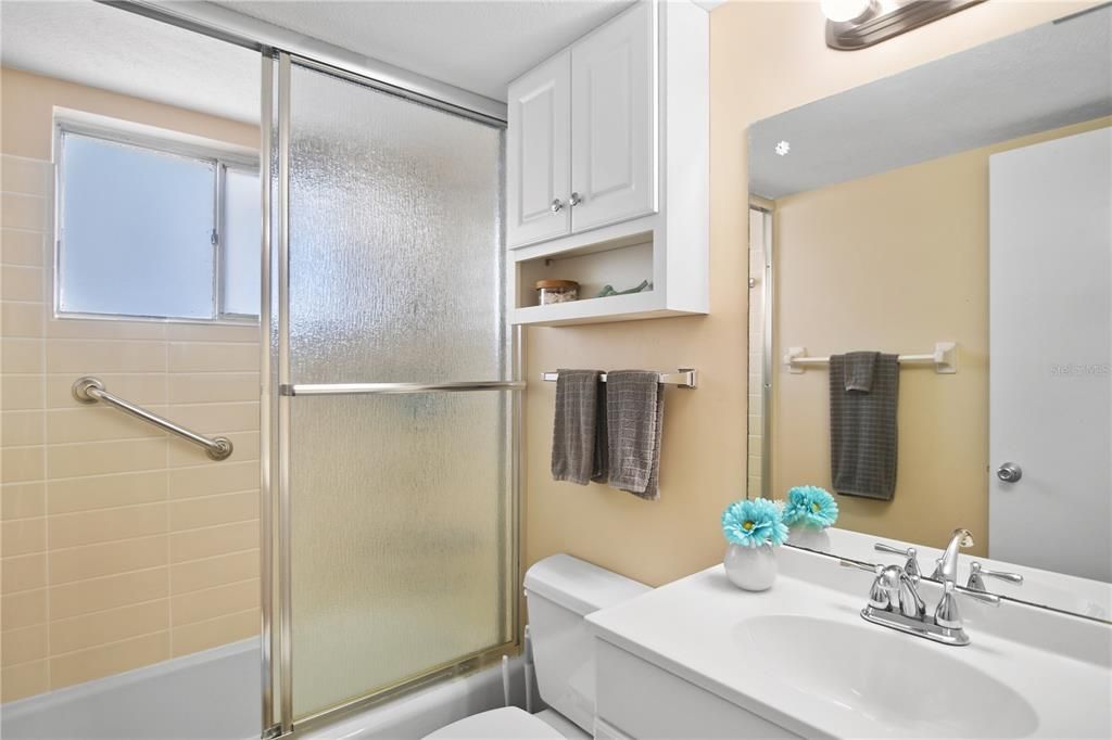 En Venta: $124,950 (2 camas, 2 baños, 840 Pies cuadrados)