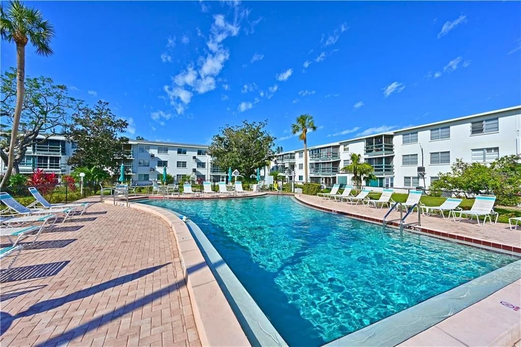 En Venta: $124,950 (2 camas, 2 baños, 840 Pies cuadrados)