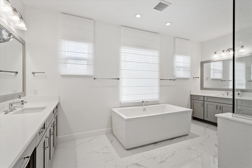 待售: $1,150,000 (5 贝兹, 4 浴室, 3917 平方英尺)