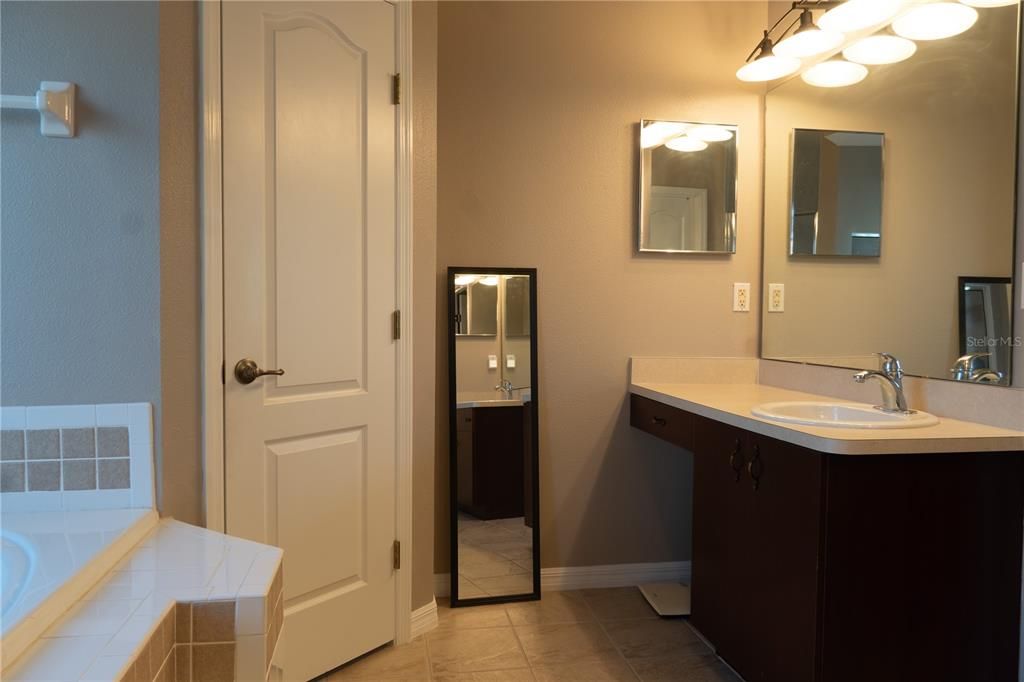 For Sale: $384,900 (3 beds, 2 baths, 1620 Square Feet)