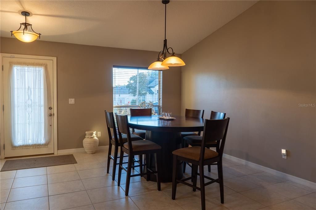 For Sale: $384,900 (3 beds, 2 baths, 1620 Square Feet)