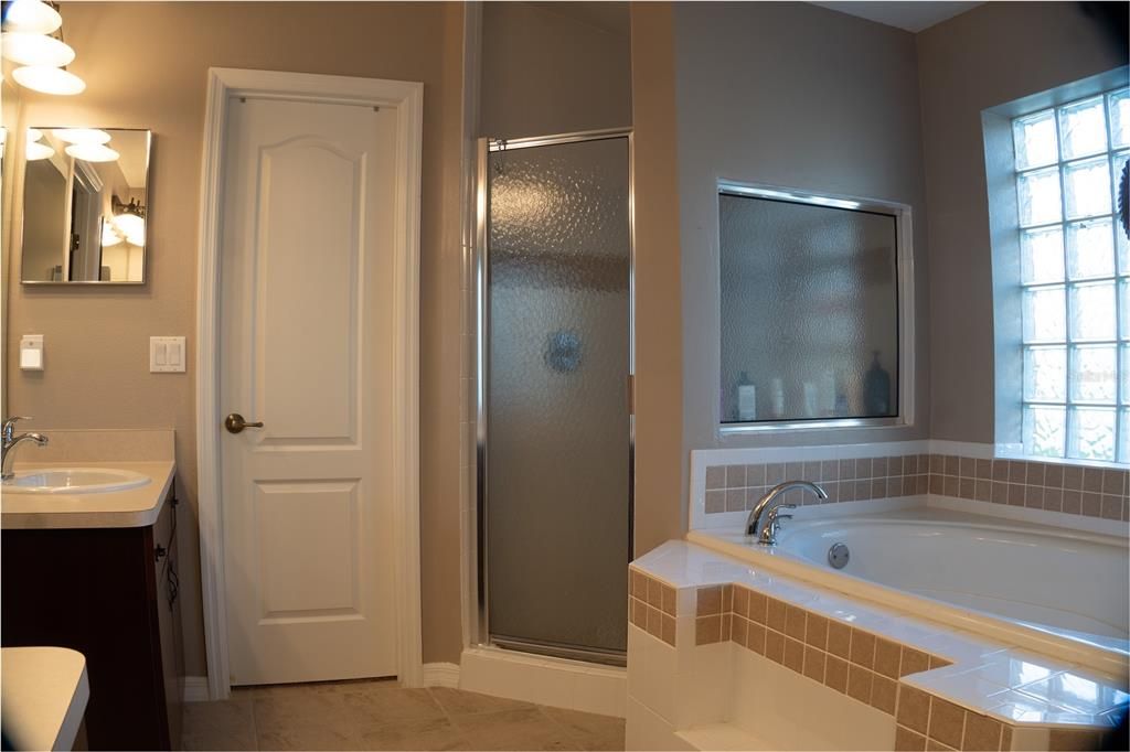 For Sale: $384,900 (3 beds, 2 baths, 1620 Square Feet)