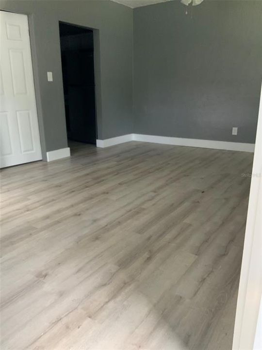 В аренду: $1,300 (1 спален, 1 ванн, 500 Квадратных фут)