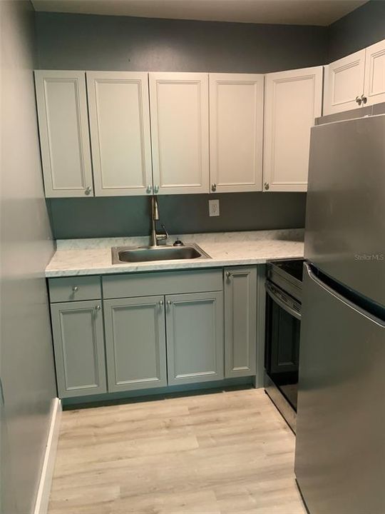 В аренду: $1,300 (1 спален, 1 ванн, 500 Квадратных фут)