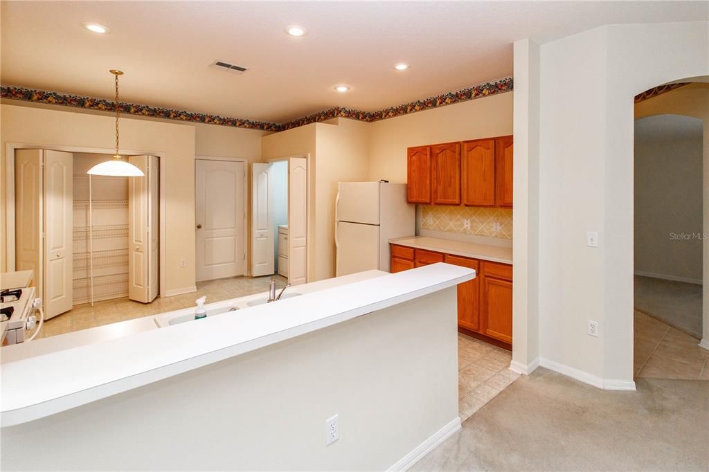 For Sale: $337,000 (2 beds, 2 baths, 1726 Square Feet)