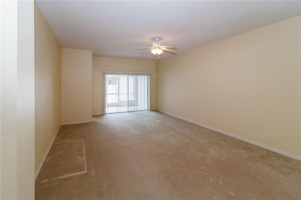 For Sale: $337,000 (2 beds, 2 baths, 1726 Square Feet)