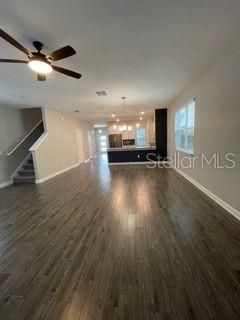 出租: $2,700 (3 贝兹, 2 浴室, 2239 平方英尺)