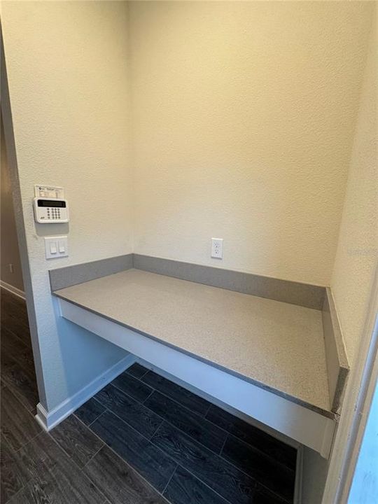 出租: $2,700 (3 贝兹, 2 浴室, 2239 平方英尺)