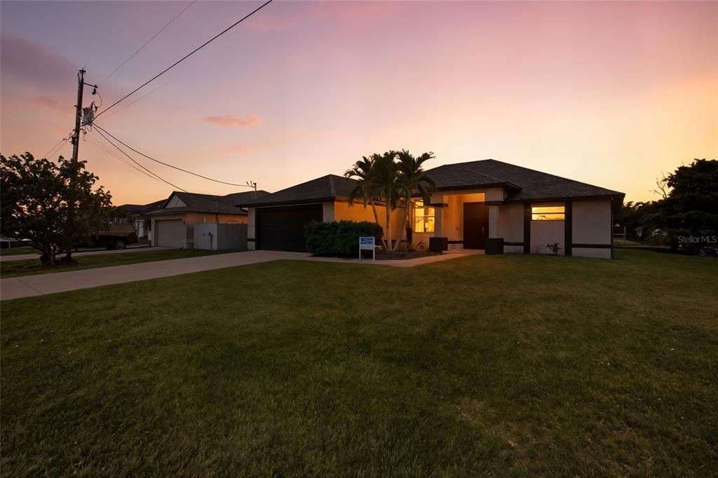 For Sale: $510,000 (3 beds, 2 baths, 1734 Square Feet)