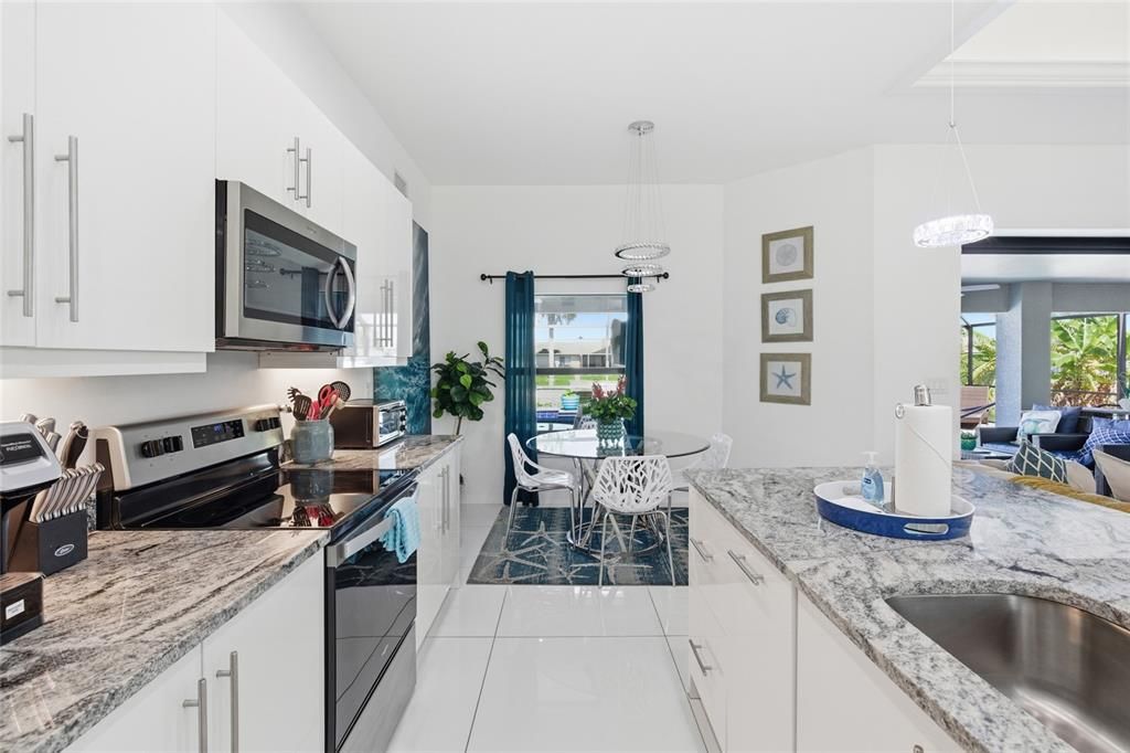 For Sale: $510,000 (3 beds, 2 baths, 1734 Square Feet)