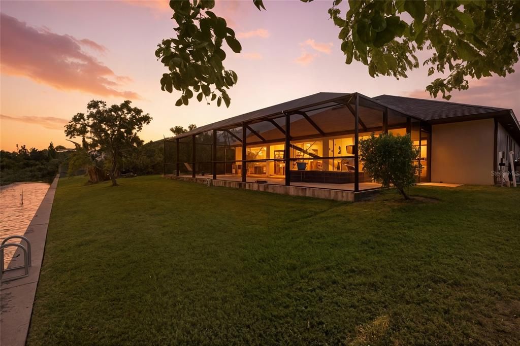 For Sale: $510,000 (3 beds, 2 baths, 1734 Square Feet)