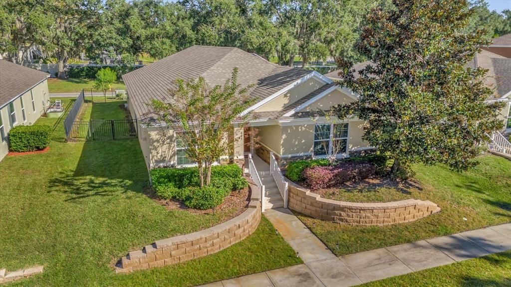 For Sale: $540,000 (4 beds, 2 baths, 1975 Square Feet)